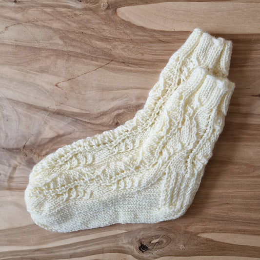 Children's wool socks with lace pattern size 29-31. light yellow (VEPA 82)