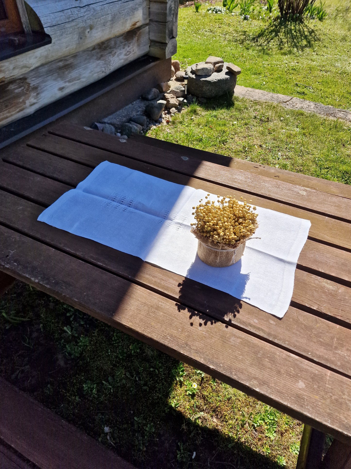 Balts lina galda celiņš 36 x 76 cm (DZPĒ 12) - www.tiptip.lv 