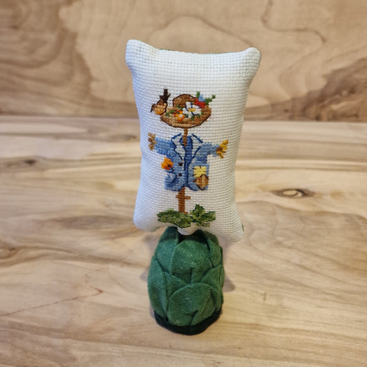 Dekors / adatu spilventiņš "Putnubiedēklis" (RECE 10) - www.tiptip.lv 