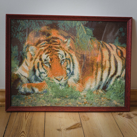 Krustdūrienā izšūts attēls "Tīģeris" (RECE 4) - www.tiptip.lv 