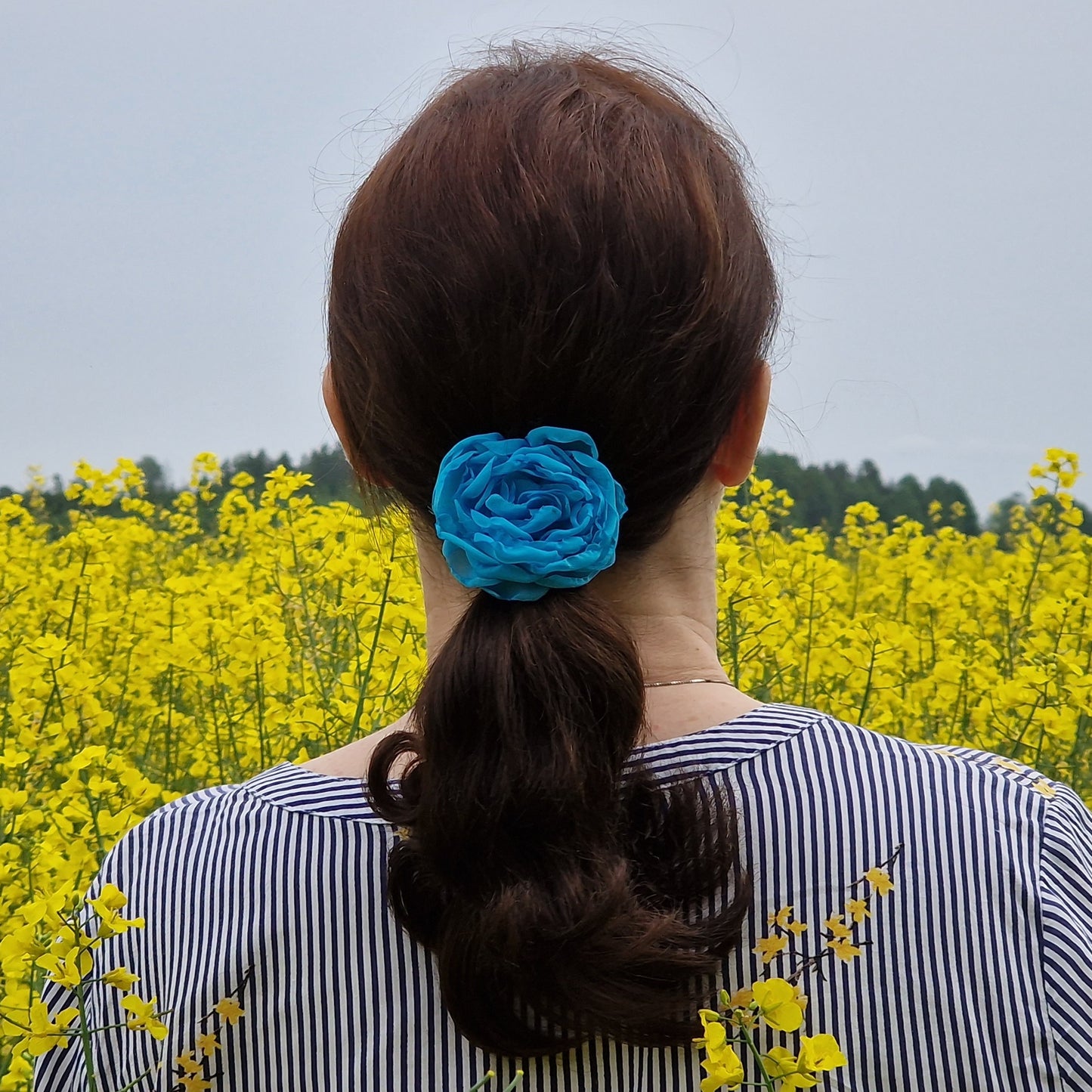 Matu gumija ar zilu ziedu (OLKH 6) - www.tiptip.lv 