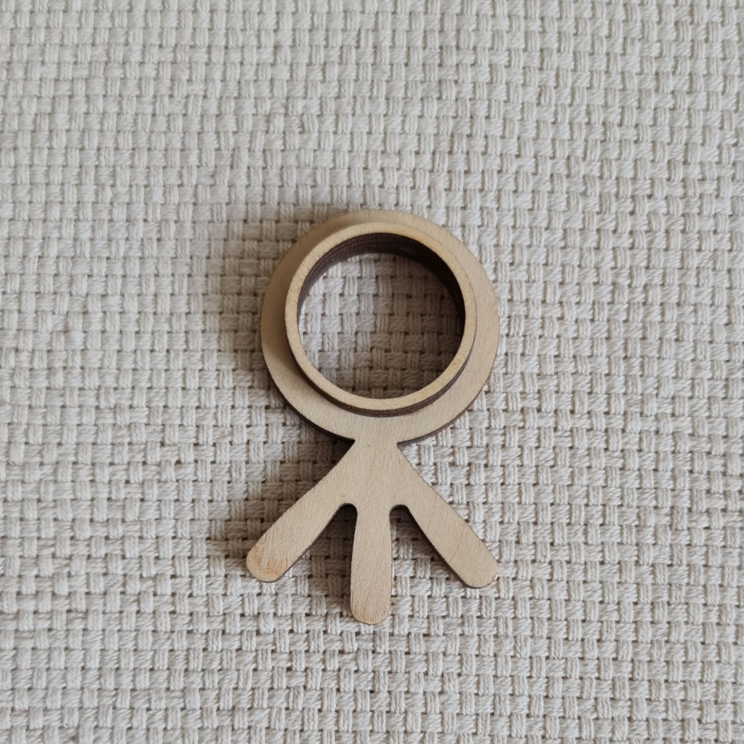 Olas turētājs "Cāļa pēda" - www.tiptip.lv 