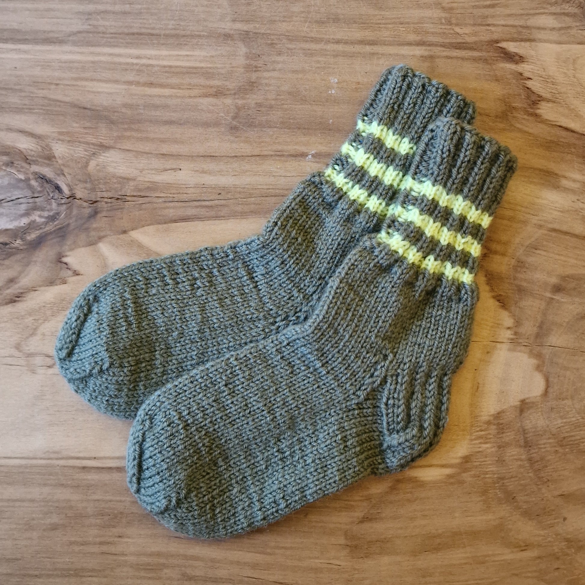 Zaļpelēkas siltās zeķes 29.-31.izm. (ANMI 12) - www.tiptip.lv 